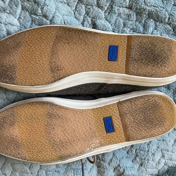 Grey flannel Keds with leather laces size 8.5